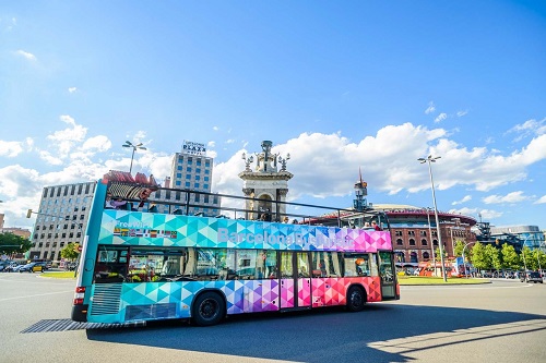 Ônibus panorâmico Hop On / Hop Off em Barcelona Ingresso de 01 Dia